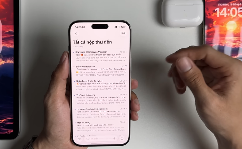 thay đổi trong email
